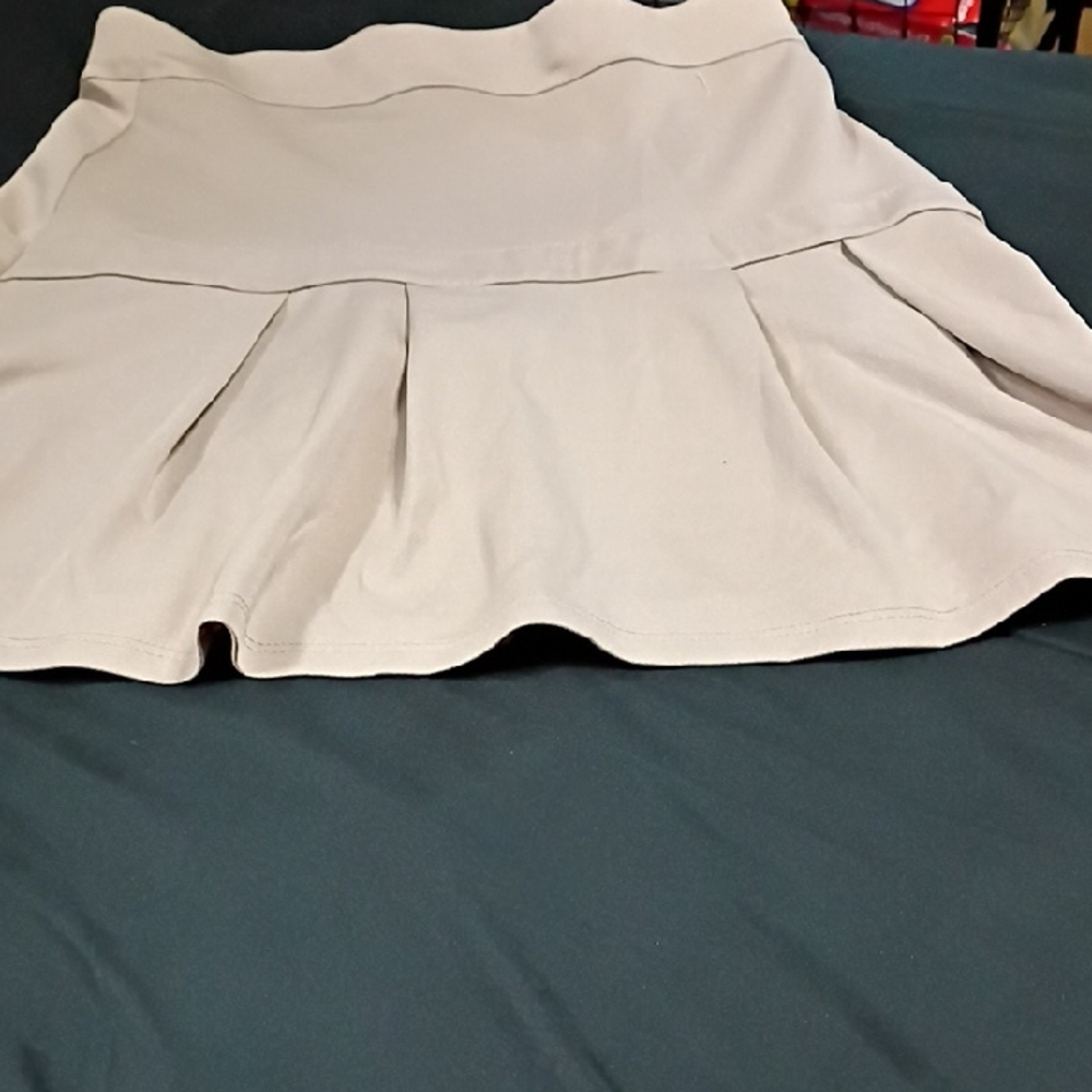 Nautica Tan Pleated Skater Mini Skirt